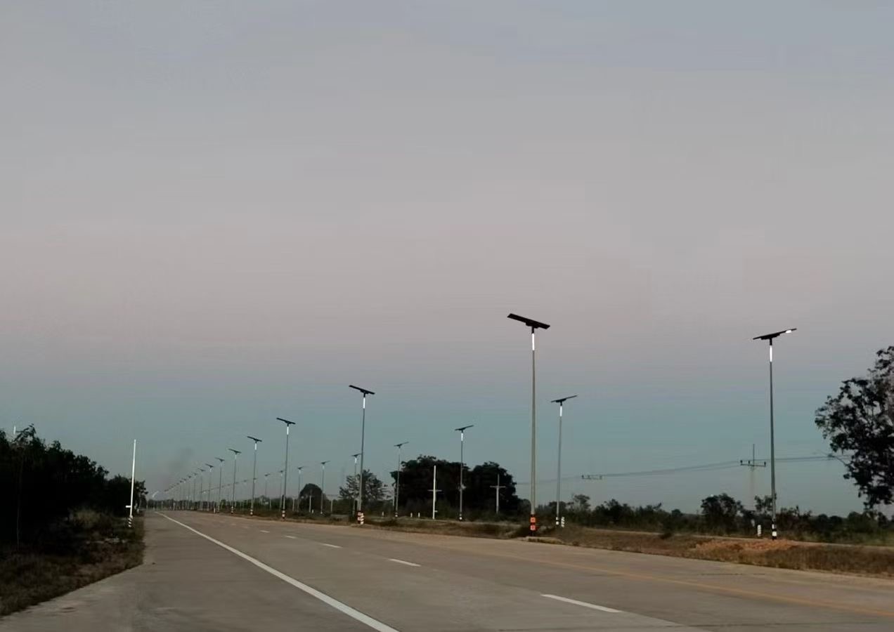 一体化太阳能路灯工程案例